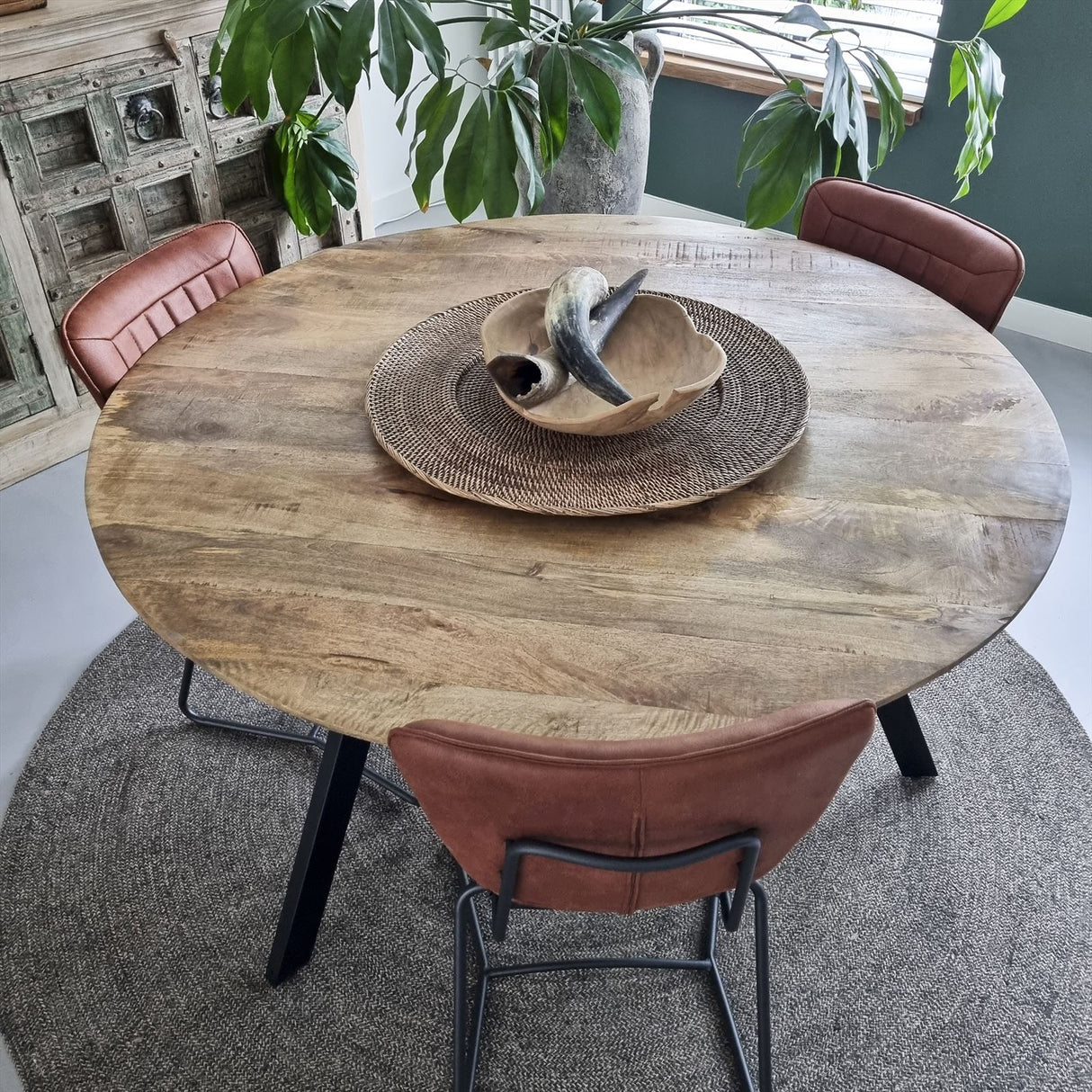 Berlin Dining Table Round 120
