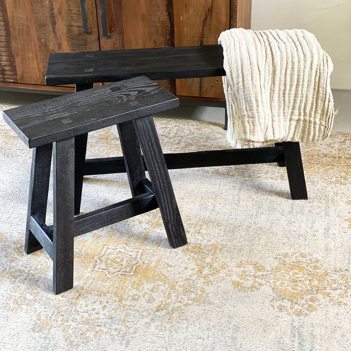 Zwarte "bus stop" bankje large - 85x20x50 cm