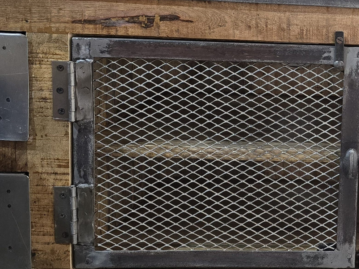 TV-meubel mangohout met metalen randen en lades