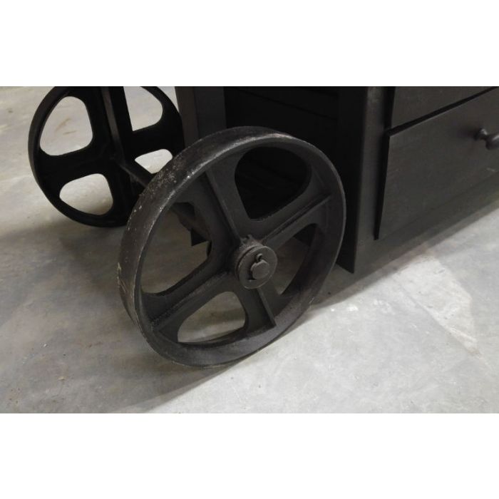 Industrieel Dressoir Moker