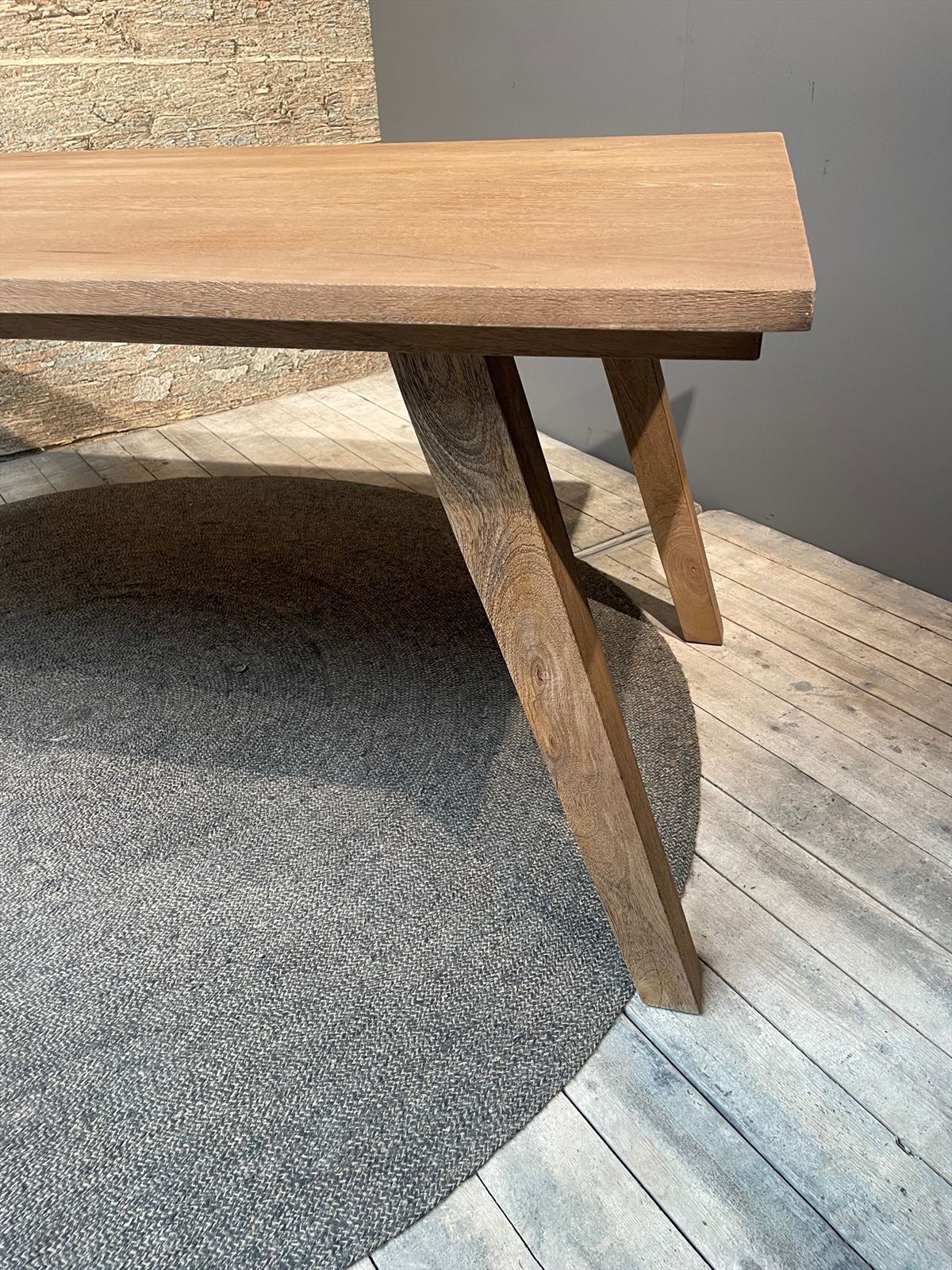 Bibi Dining Table 160