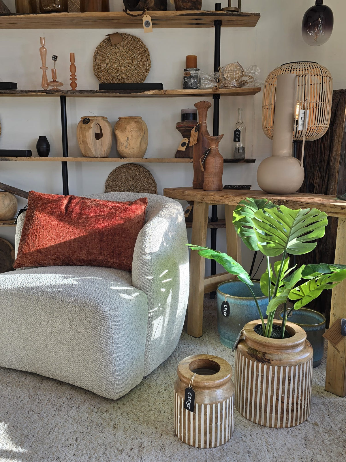 Eleonora Fauteuil 'Charlotte' in de kleur Taupe Copenhagen